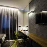 Air 3* Βαρσοβία