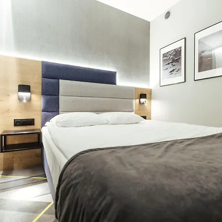 Hotel Air Hotel 3*