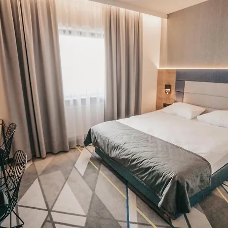 Air Hotel 3*