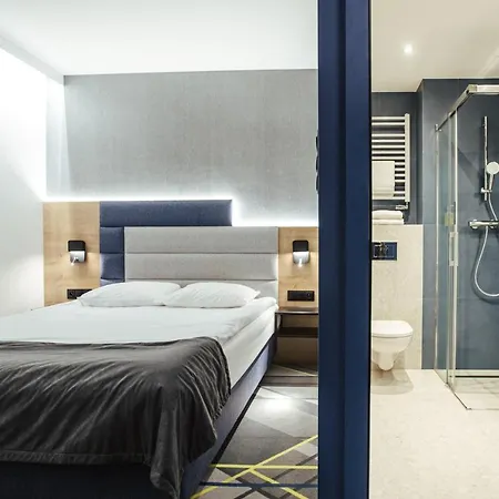 Hotel Air Hotel 3*