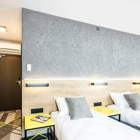 Air Hotel Hotel