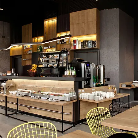 Air Hotel 3*