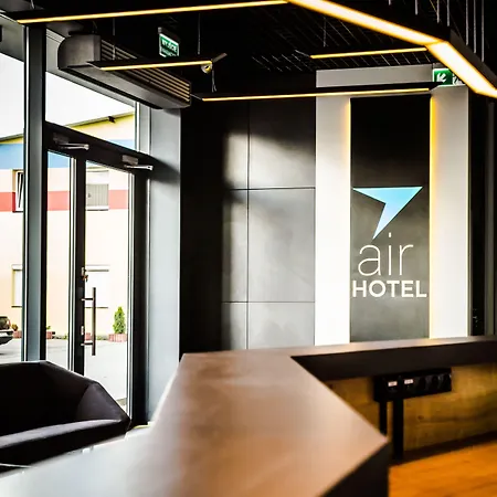 Air Hotel