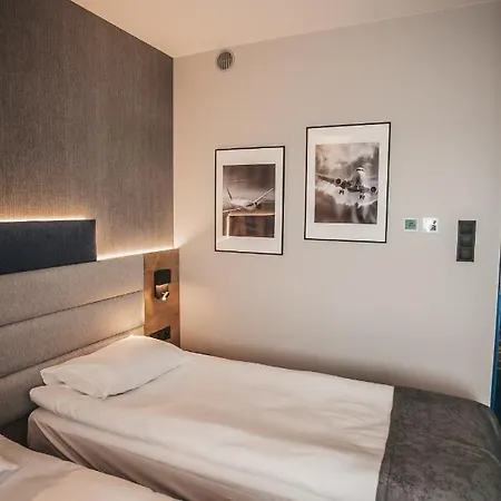 Air Hotel 3* Warsaw