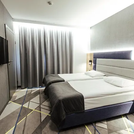 Air Hotel 3*