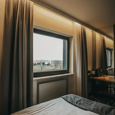 Air Hotel 3* Warsaw