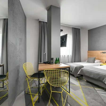 Air Hotel Warsaw